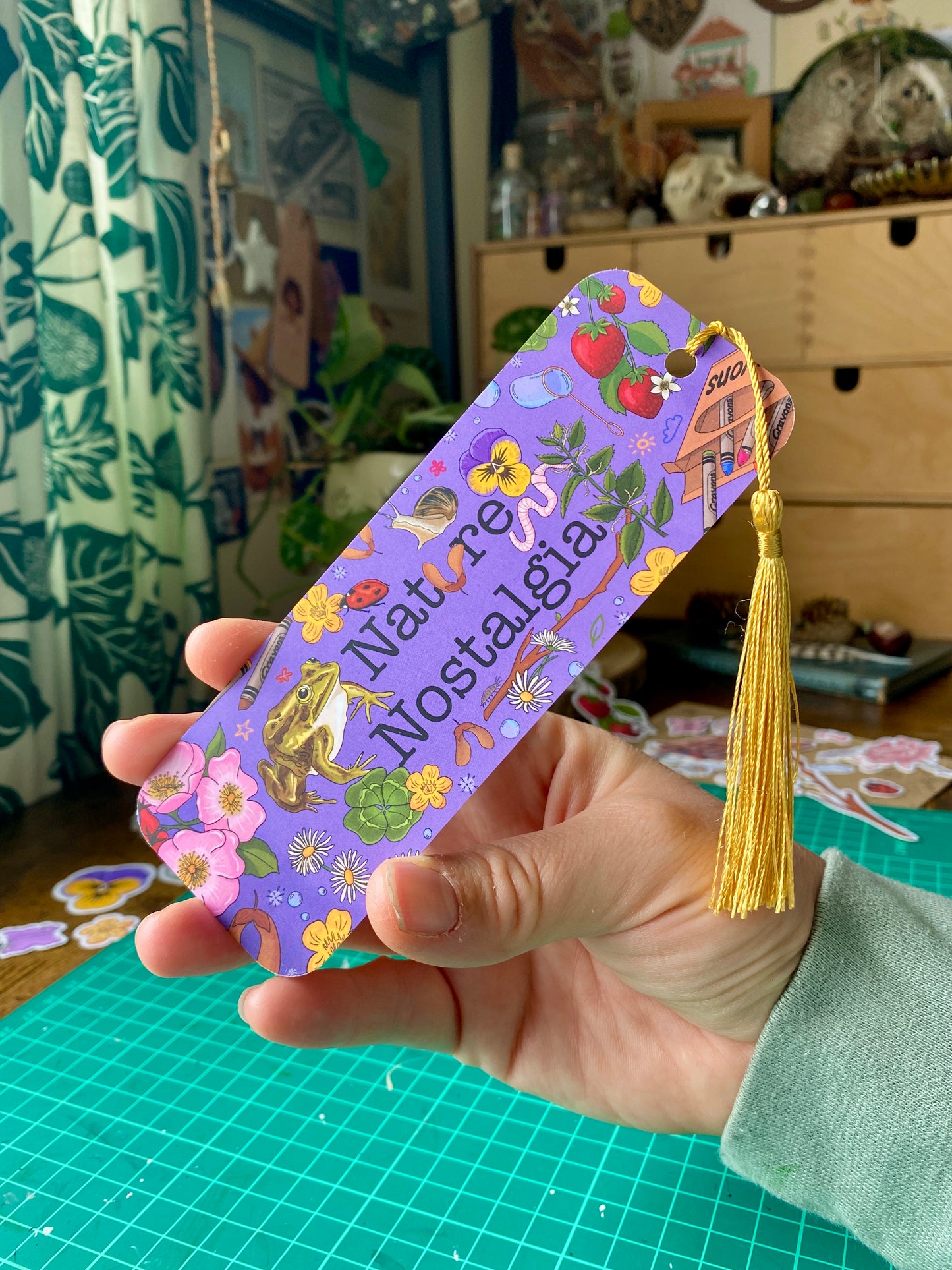 Nature Nostalgia tassel bookmark